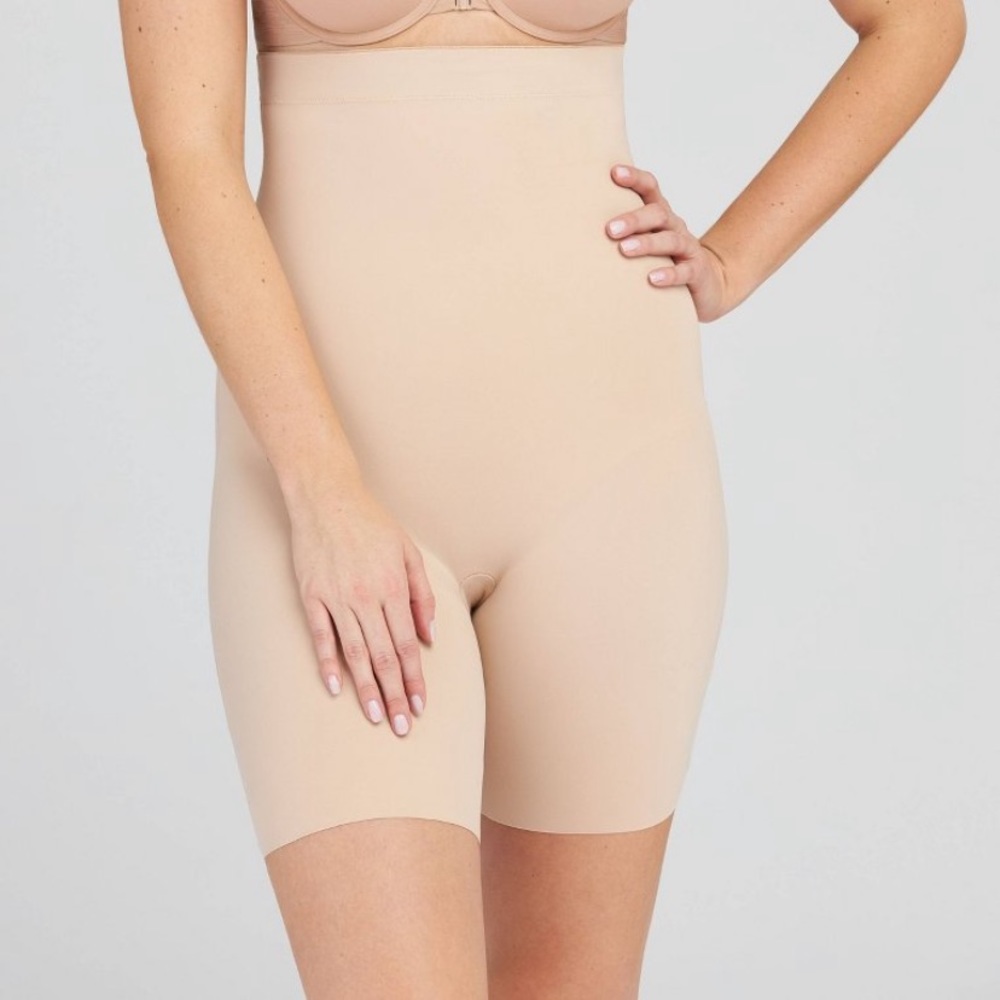 Assets by Spanx High-Waisted Mid-Thigh Tummy Control Shaping Short Beige XL